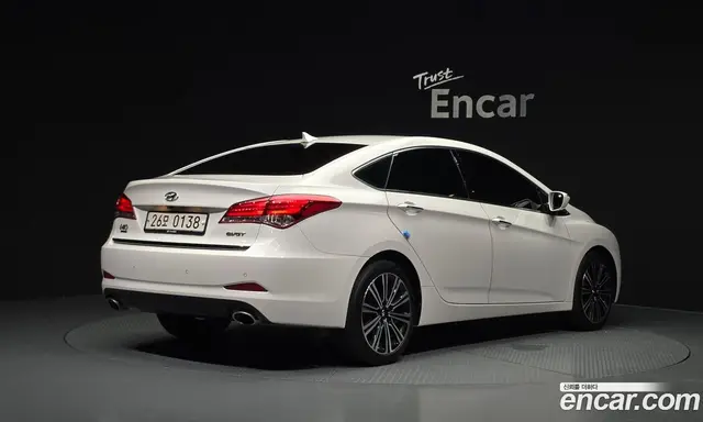 Hyundai i40 2016 1.7 автомат (гидро), миниатюра 2