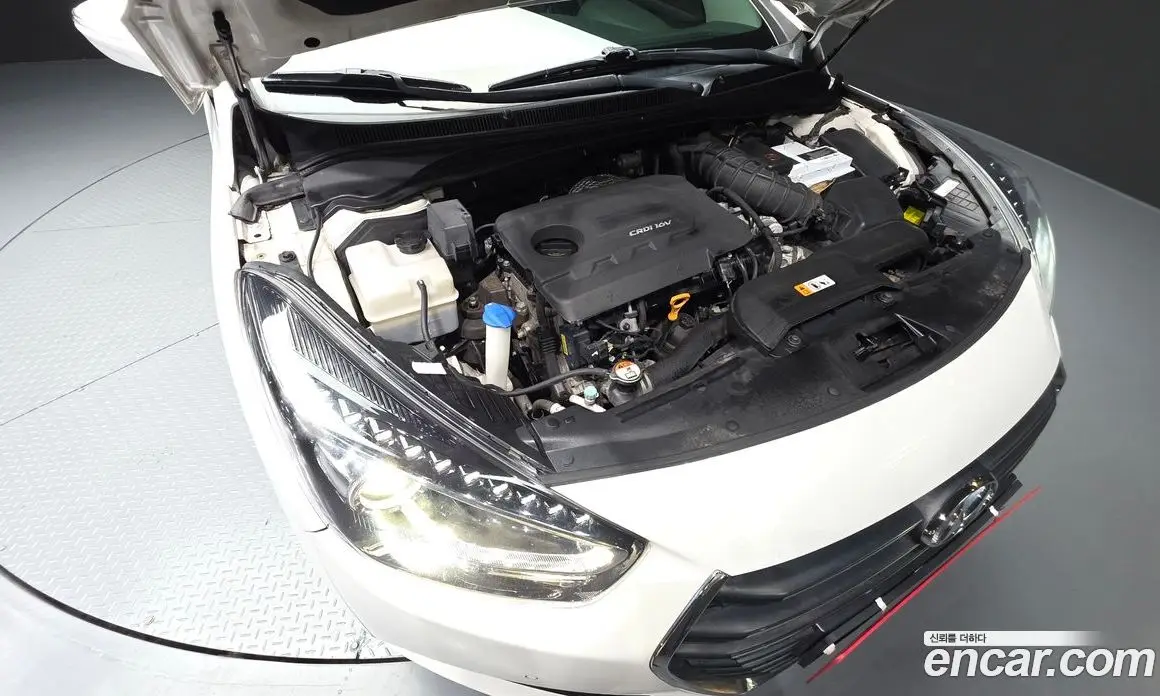 Hyundai i40 2016 1.7 автомат (гидро), фото 6