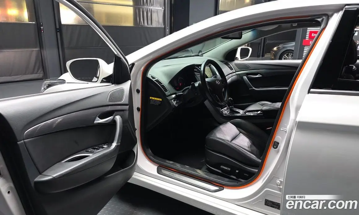 Hyundai i40 2016 1.7 автомат (гидро), фото 10