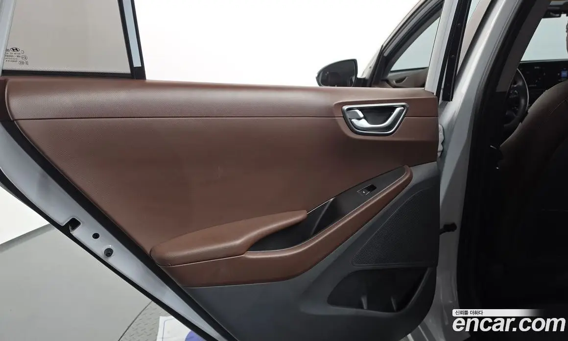 Hyundai Ioniq 2019 1.6 автомат (гидро), фото 15