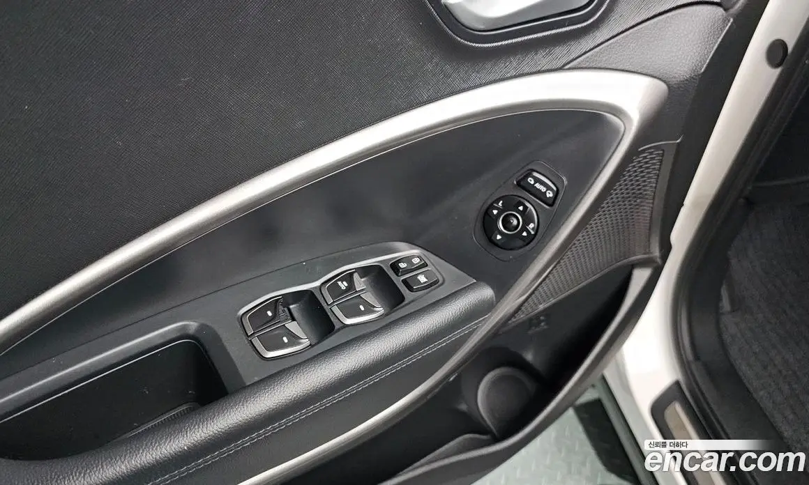 Hyundai Santa Fe 2014 2.0 автомат (гидро), фото 19