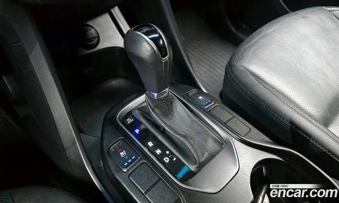 Hyundai Santa Fe 2015 2.0 автомат (гидро), фото 12