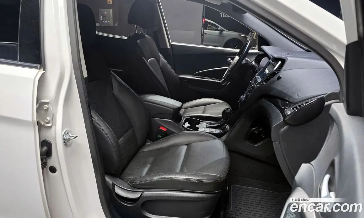 Hyundai Santa Fe 2015 2.0 автомат (гидро), фото 16