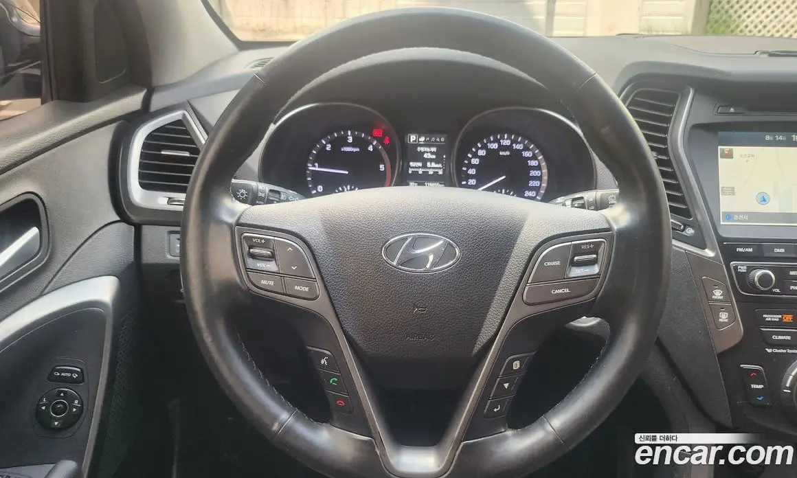 Hyundai Santa Fe 2017 2.0 автомат (гидро), фото 6