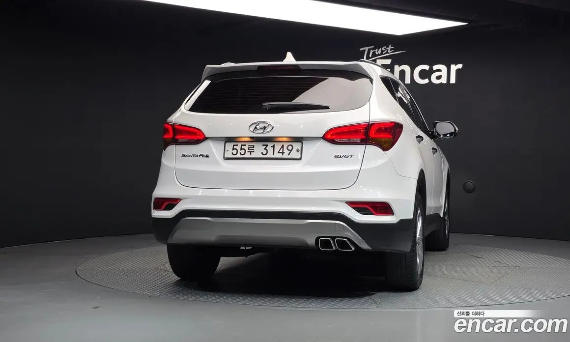 Hyundai Santa Fe 2017 2.0 автомат (гидро), фото 4