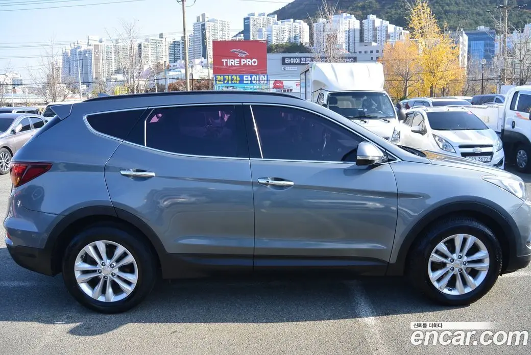 Hyundai Santa Fe 2017 2.0 автомат (гидро), фото 3