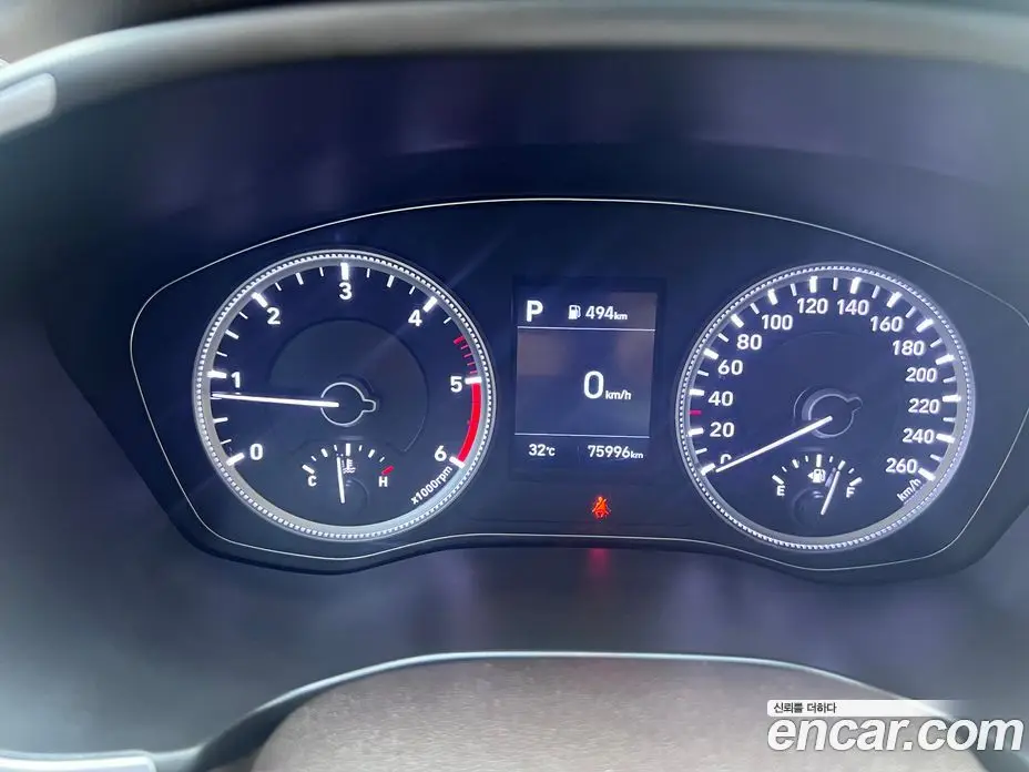 Hyundai Santa Fe 2018 2.0 автомат (гидро), фото 15