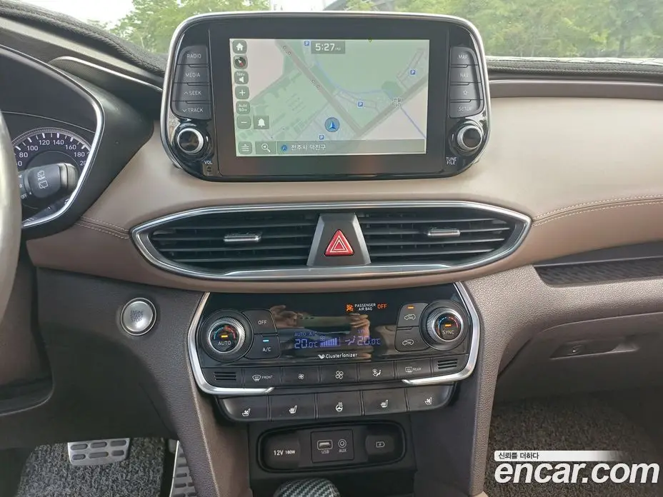 Hyundai Santa Fe 2018 2.0 автомат (гидро), фото 8