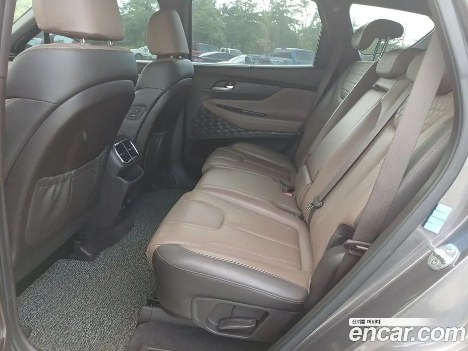 Hyundai Santa Fe 2018 2.0 автомат (гидро), фото 10