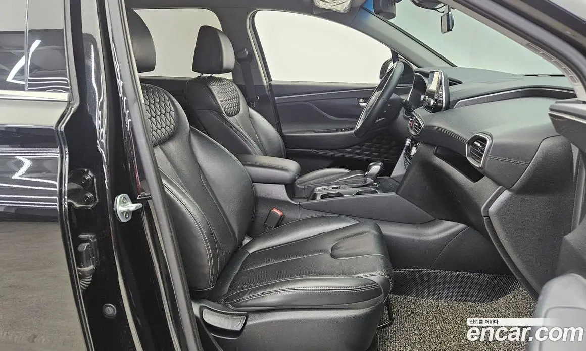 Hyundai Santa Fe 2018 2.0 автомат (гидро), фото 17