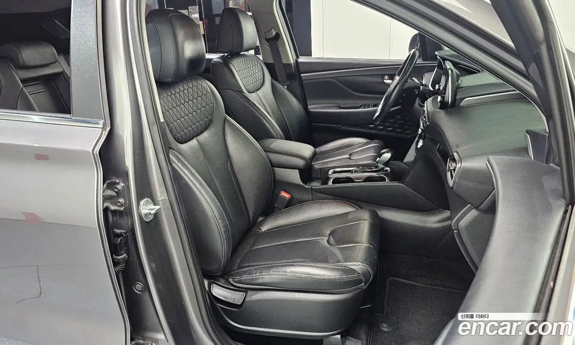 Hyundai Santa Fe 2019 2.0 автомат (гидро), фото 16