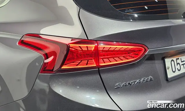 Hyundai Santa Fe 2019 2.0 автомат (гидро), миниатюра 9
