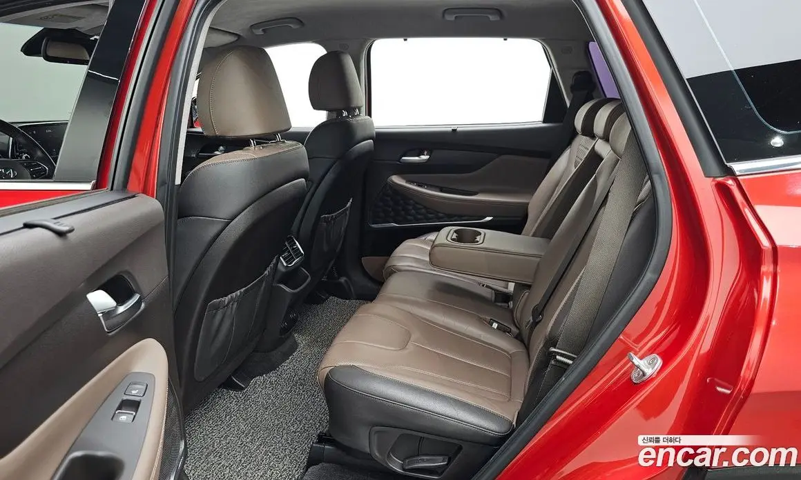 Hyundai Santa Fe 2019 2.0 автомат (гидро), фото 12 Hyundai Santa Fe 2019 2.0 автомат (гидро), фото 12