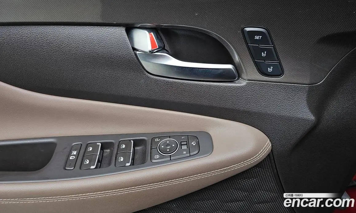 Hyundai Santa Fe 2019 2.0 автомат (гидро), фото 16 Hyundai Santa Fe 2019 2.0 автомат (гидро), фото 16