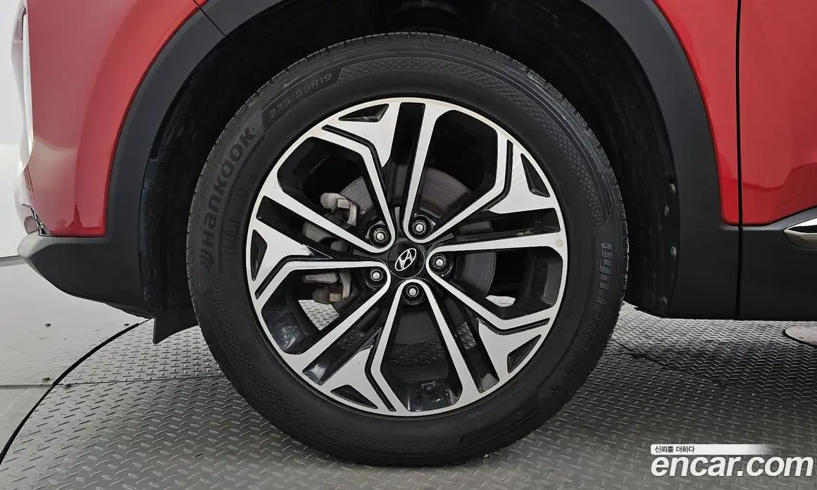 Hyundai Santa Fe 2019 2.0 автомат (гидро), фото 5 Hyundai Santa Fe 2019 2.0 автомат (гидро), фото 5
