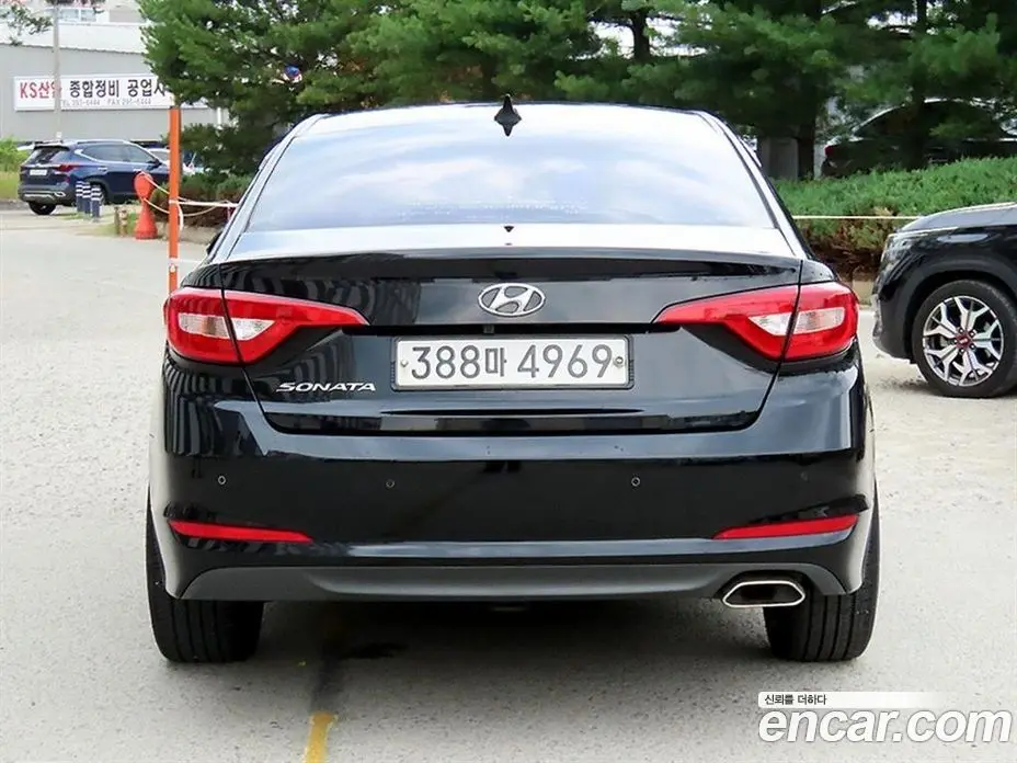 Hyundai Sonata 2014 2.0 автомат (гидро), фото 4
