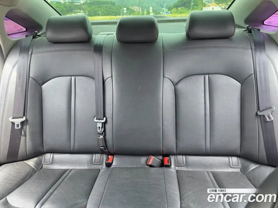 Hyundai Sonata 2015 2.0 автомат (гидро), фото 12 Hyundai Sonata 2015 2.0 автомат (гидро), фото 12
