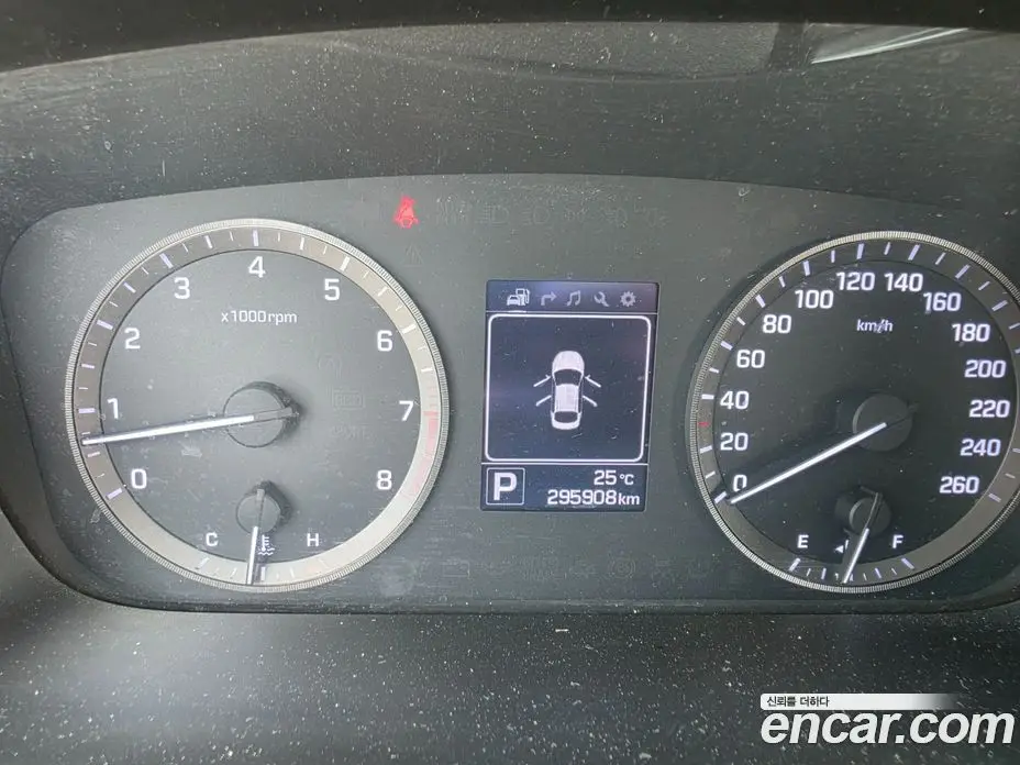 Hyundai Sonata 2015 2.0 автомат (гидро), фото 15 Hyundai Sonata 2015 2.0 автомат (гидро), фото 15