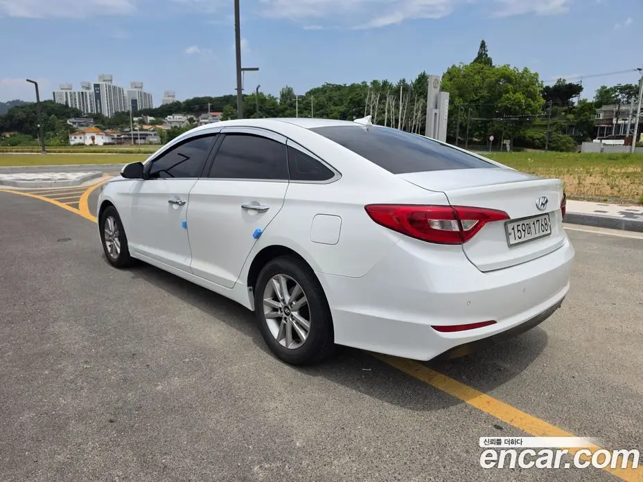 Hyundai Sonata 2015 2.0 автомат (гидро), фото 4 Hyundai Sonata 2015 2.0 автомат (гидро), фото 4