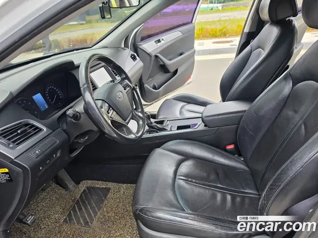 Hyundai Sonata 2015 2.0 автомат (гидро), миниатюра 10 Hyundai Sonata 2015 2.0 автомат (гидро), миниатюра 10