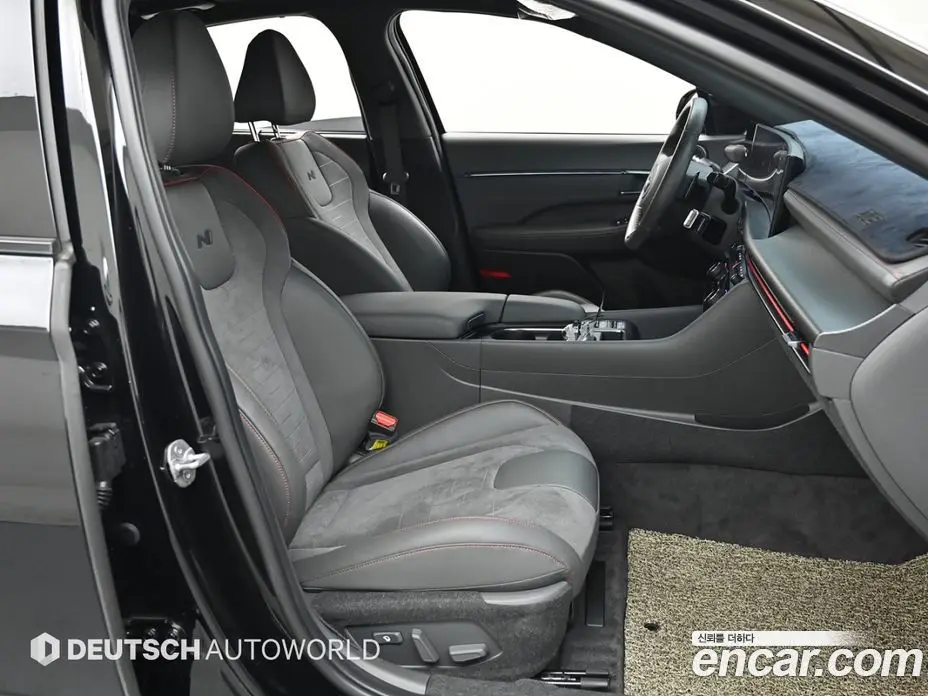 Hyundai Sonata 2023 2.5 автомат (гидро), фото 16