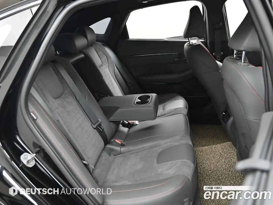 Hyundai Sonata 2023 2.5 автомат (гидро), фото 17