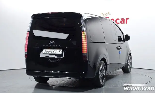 Hyundai Staria 2022 2.2 автомат (гидро), миниатюра 2
