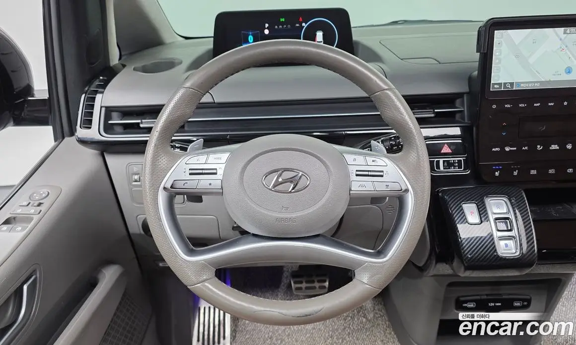 Hyundai Staria 2022 2.2 автомат (гидро), фото 13