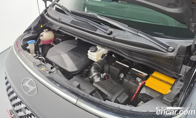 Hyundai Staria 2022 2.2 автомат (гидро), миниатюра 6