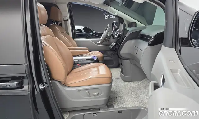 Hyundai Staria 2022 2.2 автомат (гидро), миниатюра 10