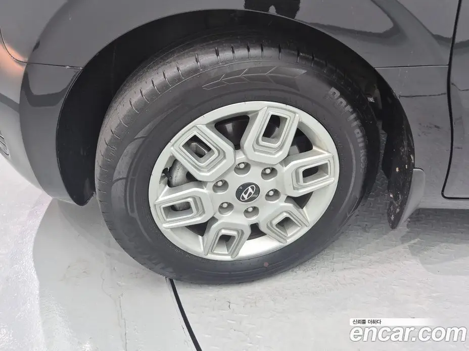 Hyundai Staria 2025 2.2 автомат (гидро), фото 18
