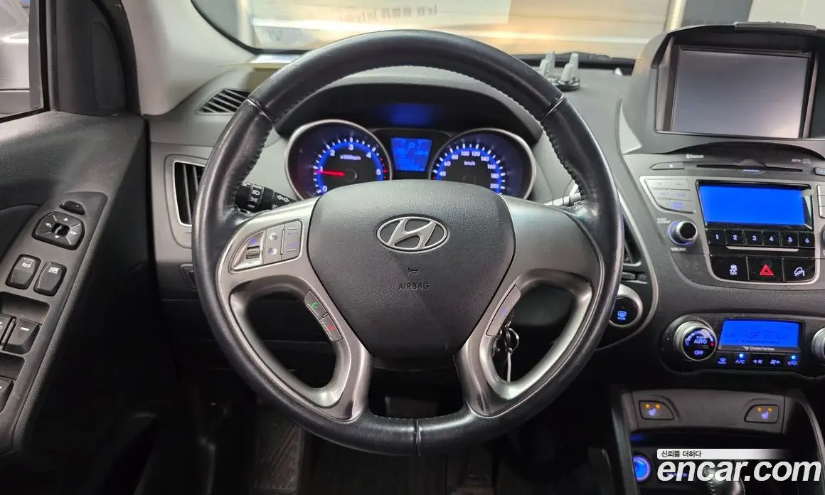 Hyundai Tucson 2009 2.0 автомат (гидро), фото 12 Hyundai Tucson 2009 2.0 автомат (гидро), фото 12