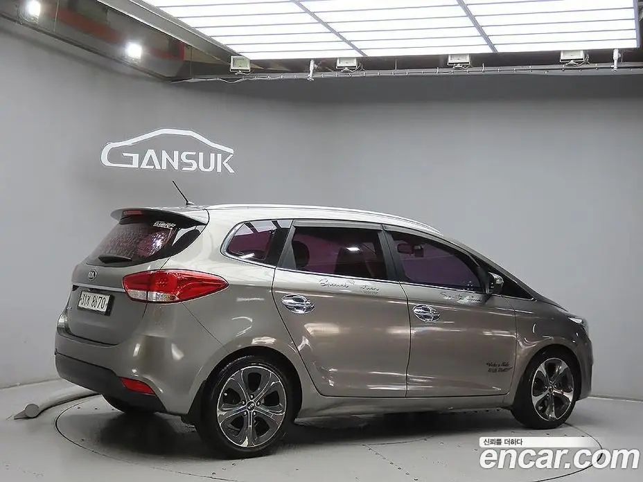 Kia Carens 2014 1.7 автомат (гидро), фото 4