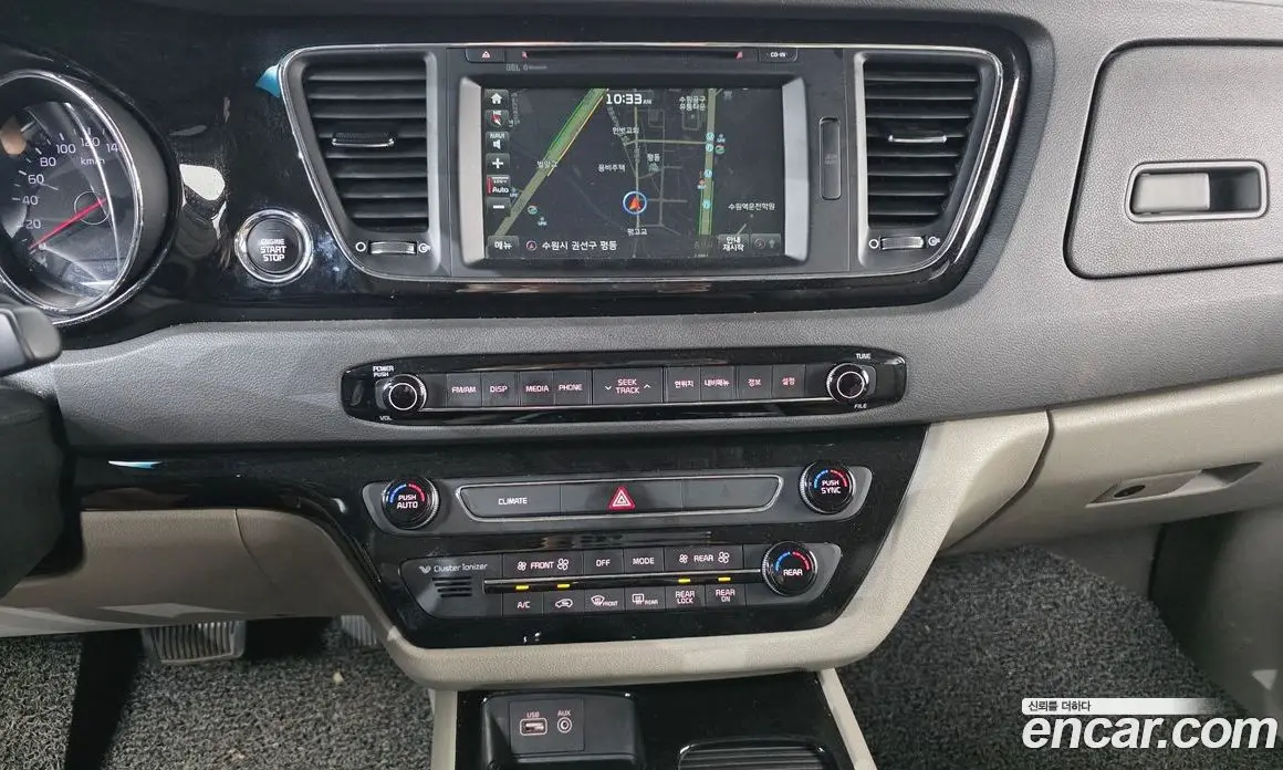 Kia Carnival 2017 2.2 автомат (гидро), фото 14 Kia Carnival 2017 2.2 автомат (гидро), фото 14