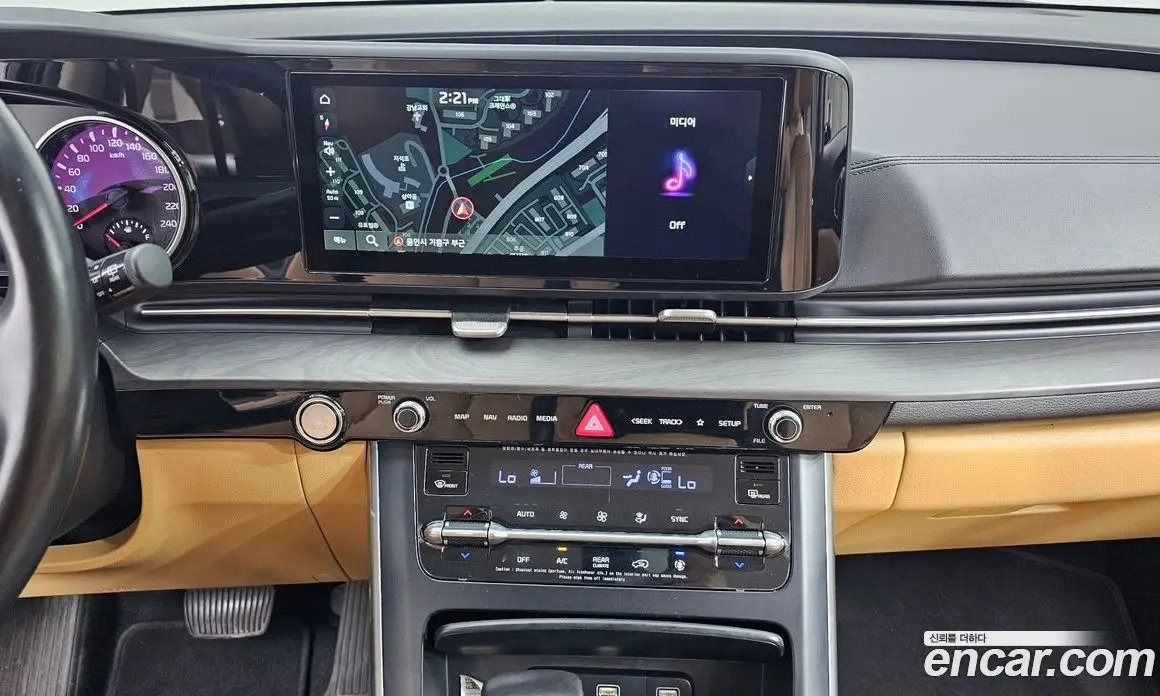 Kia Carnival 2020 2.2 автомат (гидро), фото 13