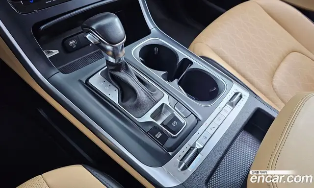 Kia Carnival 2020 2.2 автомат (гидро), миниатюра 9