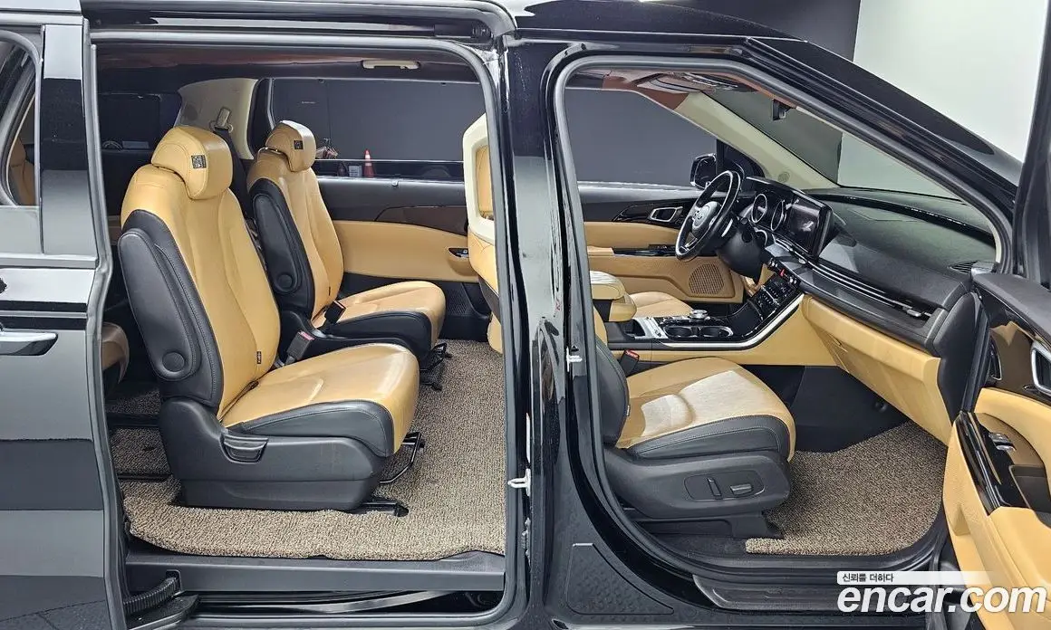 Kia Carnival 2020 2.2 автомат (гидро), фото 11