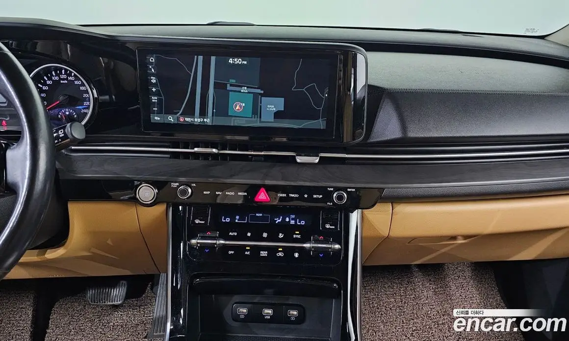 Kia Carnival 2020 2.2 автомат (гидро), фото 15