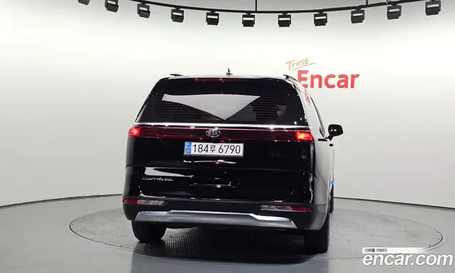 Kia Carnival 2020 2.2 автомат (гидро), миниатюра 4
