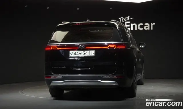 Kia Carnival 2020 2.2 автомат (гидро), миниатюра 4 Kia Carnival 2020 2.2 автомат (гидро), миниатюра 4