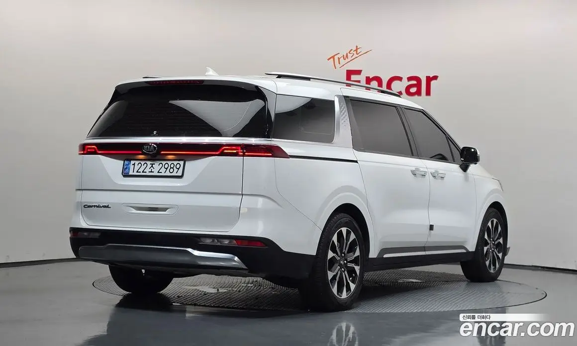 Kia Carnival 2020 2.2 автомат (гидро), фото 2 Kia Carnival 2020 2.2 автомат (гидро), фото 2