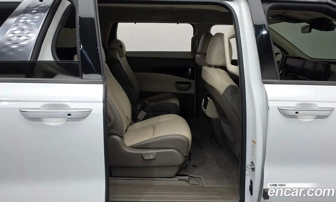 Kia Carnival 2020 2.2 автомат (гидро), фото 17 Kia Carnival 2020 2.2 автомат (гидро), фото 17
