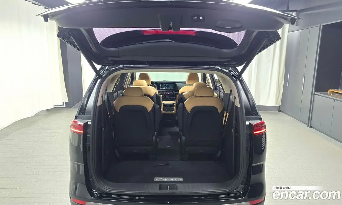 Kia Carnival 2021 2.2 автомат (гидро), фото 20