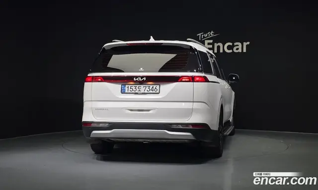 Kia Carnival 2022 2.2 автомат (гидро), миниатюра 4