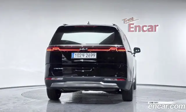 Kia Carnival 2023 2.2 автомат (гидро), миниатюра 3
