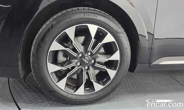 Kia Carnival 2023 2.2 автомат (гидро), миниатюра 4