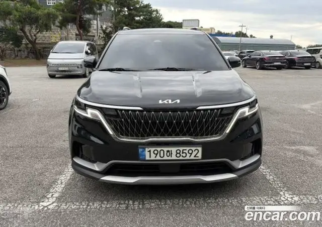 Kia Carnival, 2023, 73 137 км