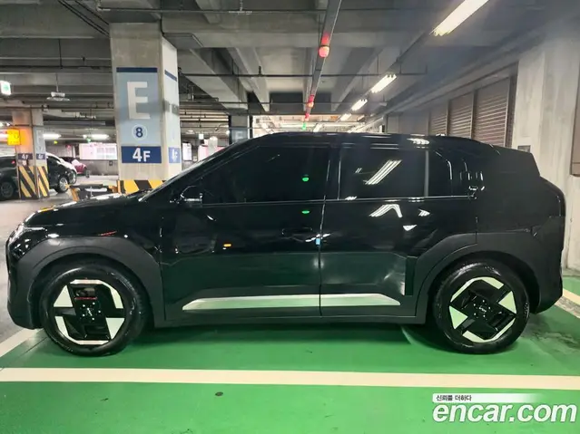 Kia EV3 2024 1.0 автомат (гидро), миниатюра 4 Kia EV3 2024 1.0 автомат (гидро), миниатюра 4