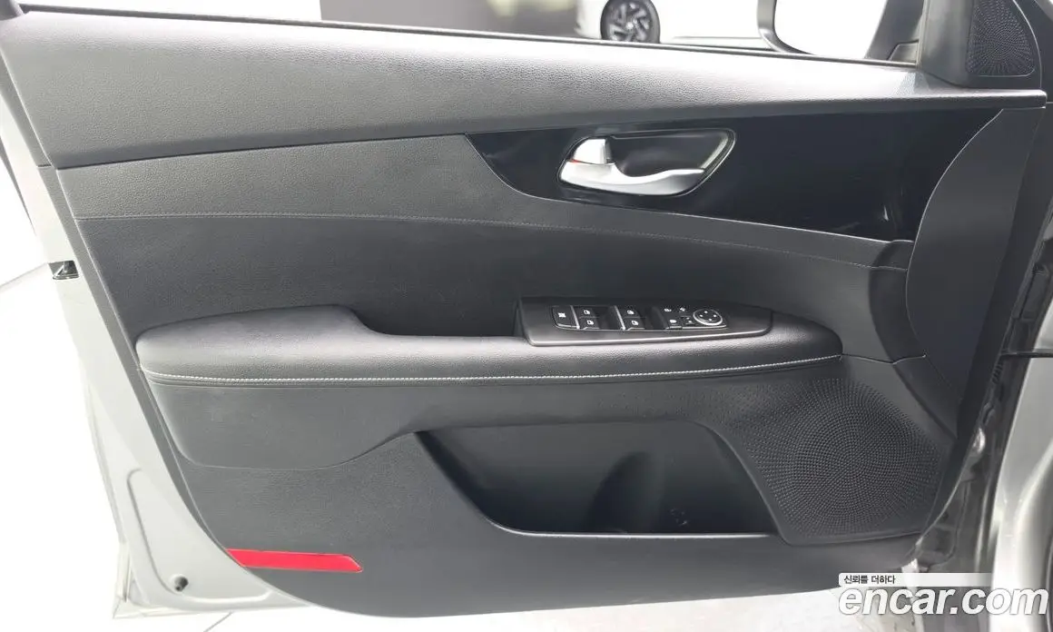 Kia K3 2023 1.6 автомат (гидро), фото 14 Kia K3 2023 1.6 автомат (гидро), фото 14