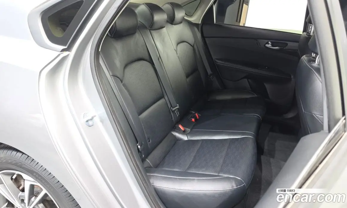 Kia K3 2023 1.6 автомат (гидро), фото 18 Kia K3 2023 1.6 автомат (гидро), фото 18